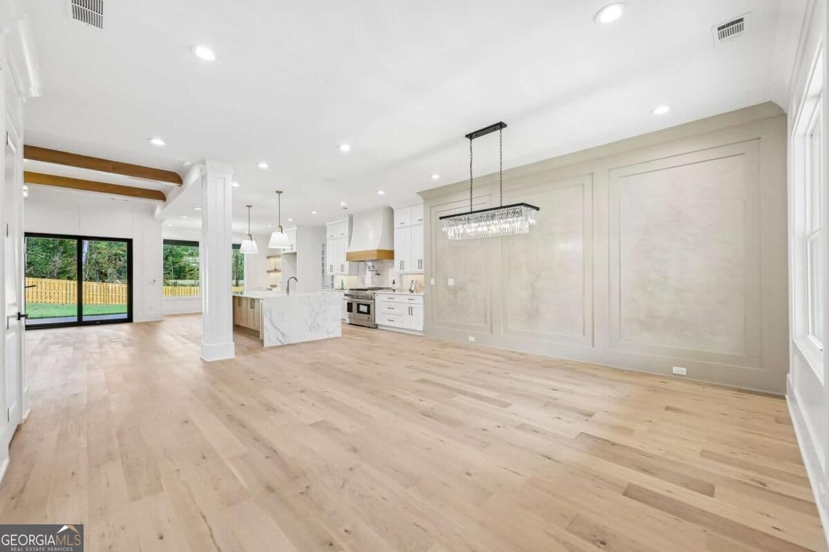 5 bedroom, 5.5 bathroom, 5,634 sq ft single family residence for sale at 4746 Braselton Hwy, Hoschton, GA 30548 — photo 3