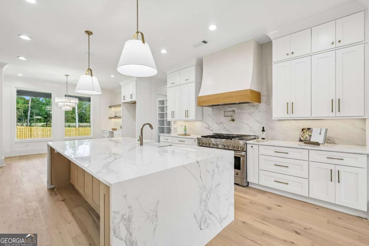 5 bedroom, 5.5 bathroom, 5,634 sq ft single family residence for sale at 4746 Braselton Hwy, Hoschton, GA 30548 — photo 10