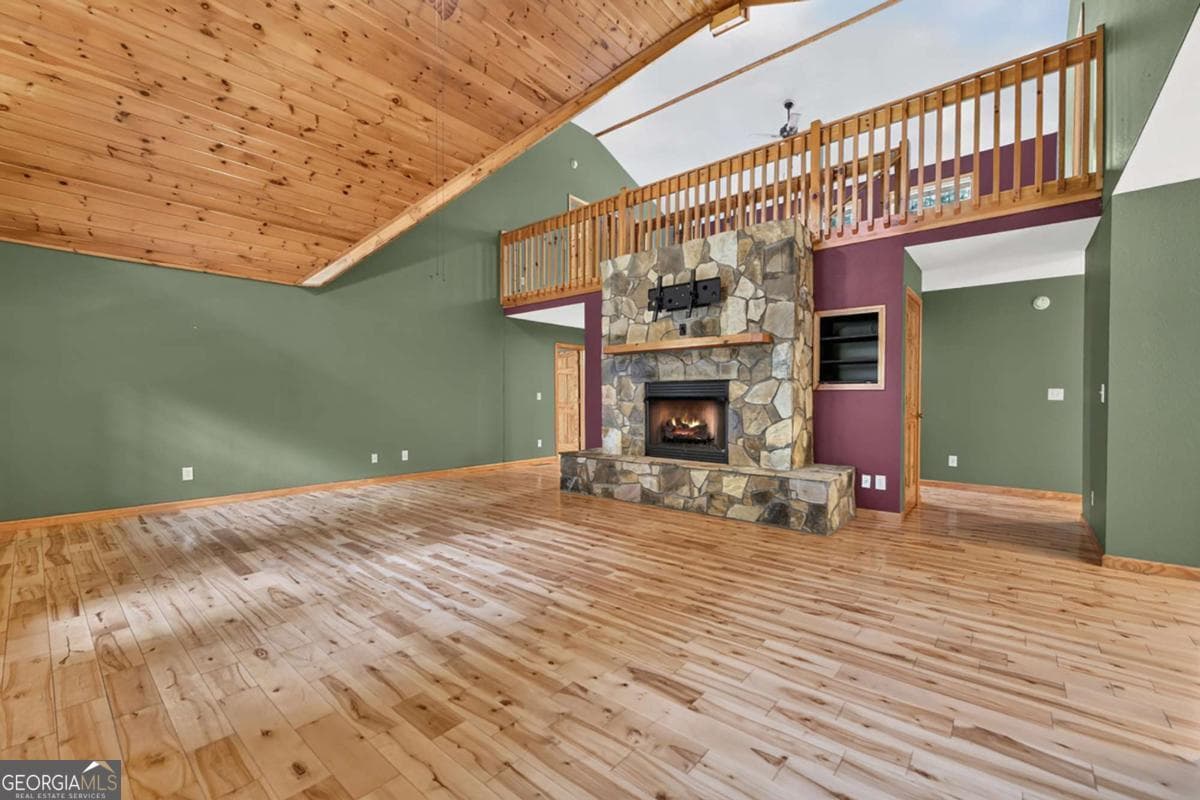 3 bedroom, 2.5 bathroom, 2,724 sq ft cabin,single family residence for sale at 648 Posey Place, Murphy, NC 28906 — photo 6