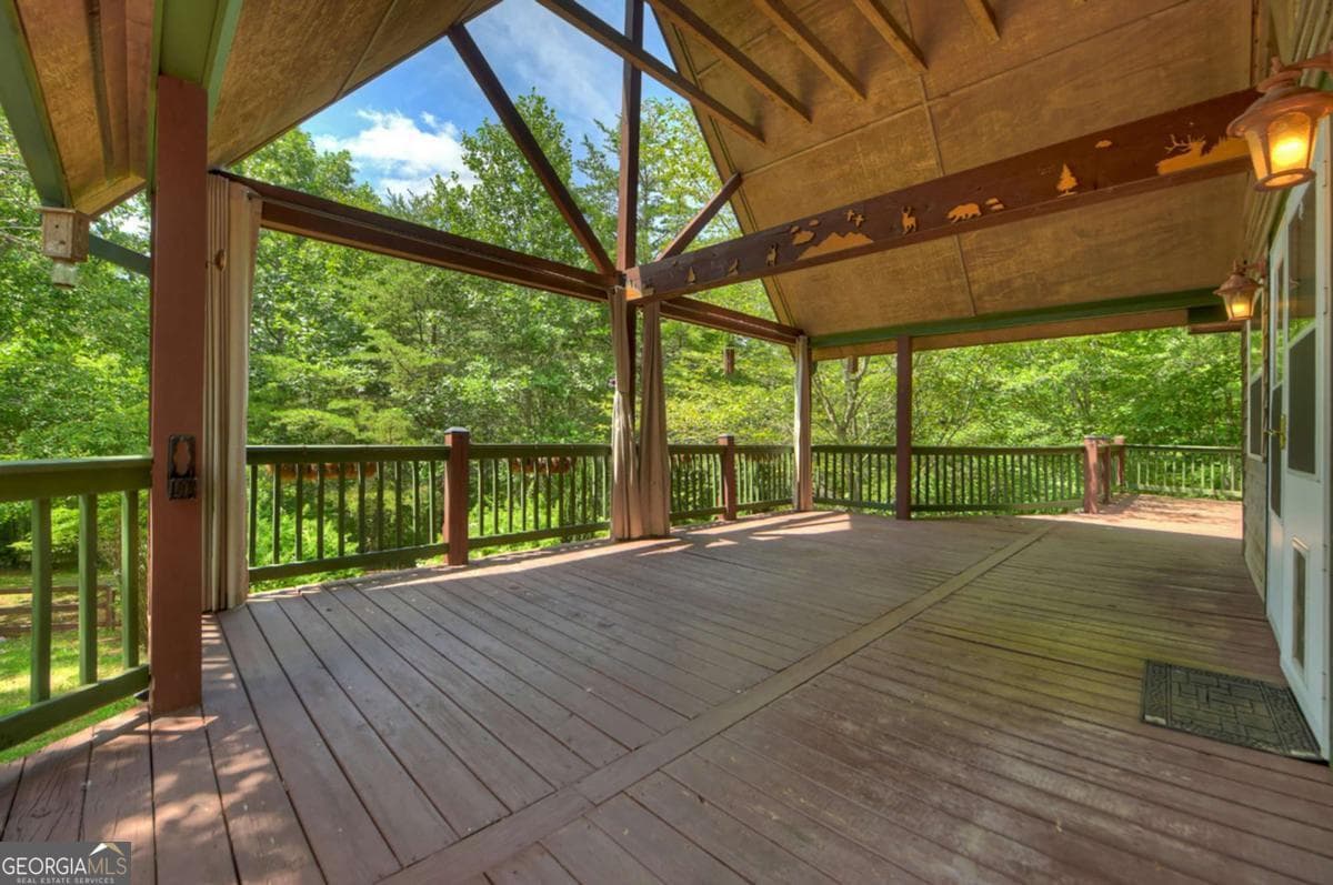 3 bedroom, 2.5 bathroom, 2,724 sq ft cabin,single family residence for sale at 648 Posey Place, Murphy, NC 28906 — photo 7