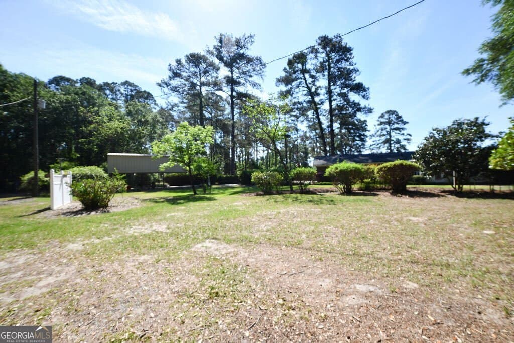3 bedroom, 3 bathroom, 2,500 sq ft single family residence for sale at 39 Adams Street, Jesup, GA 31545 — photo 10