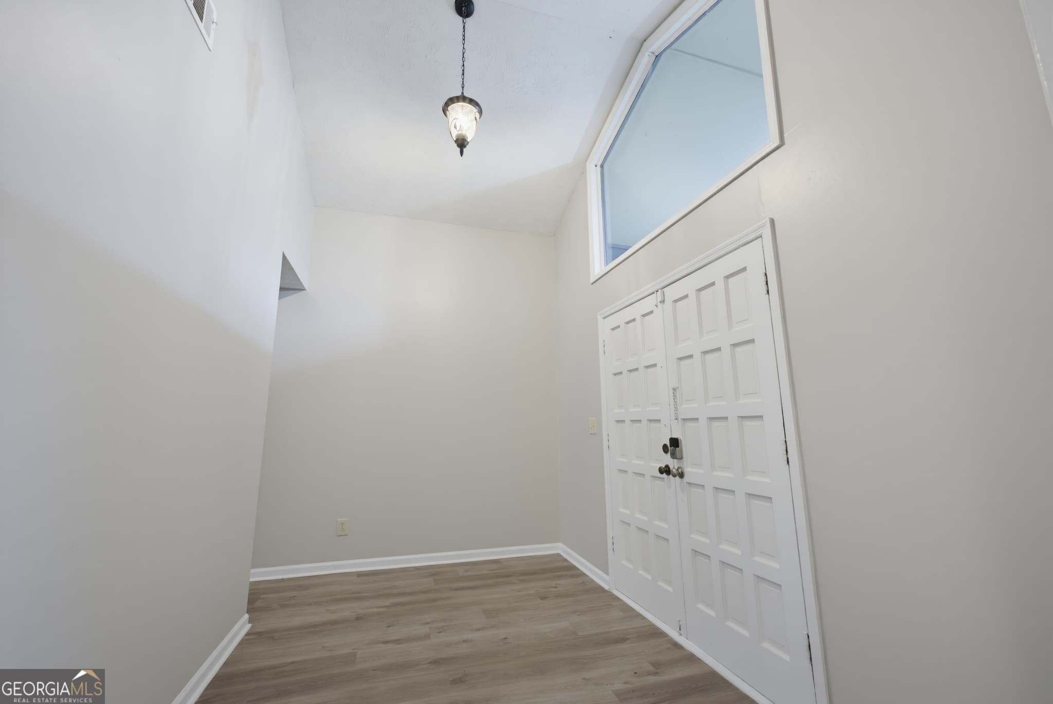 3 bedroom, 2.5 bathroom, 2,619 sq ft single family residence for sale at 2544 Highland Drive, Conyers, GA 30013 — photo 5