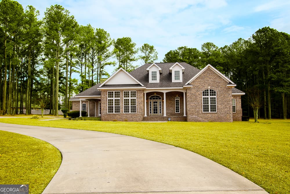 3 bedroom, 3 bathroom, 2,464 sq ft single family residence sold at 200 Lex Strickland Road, Claxton, GA 30417