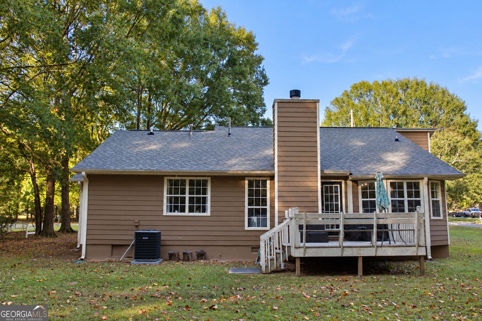 3 bedroom, 2 bathroom, 1,344 sq ft single family residence for sale at 435 Lone Oak Drive, Senoia, GA 30276 — photo 8