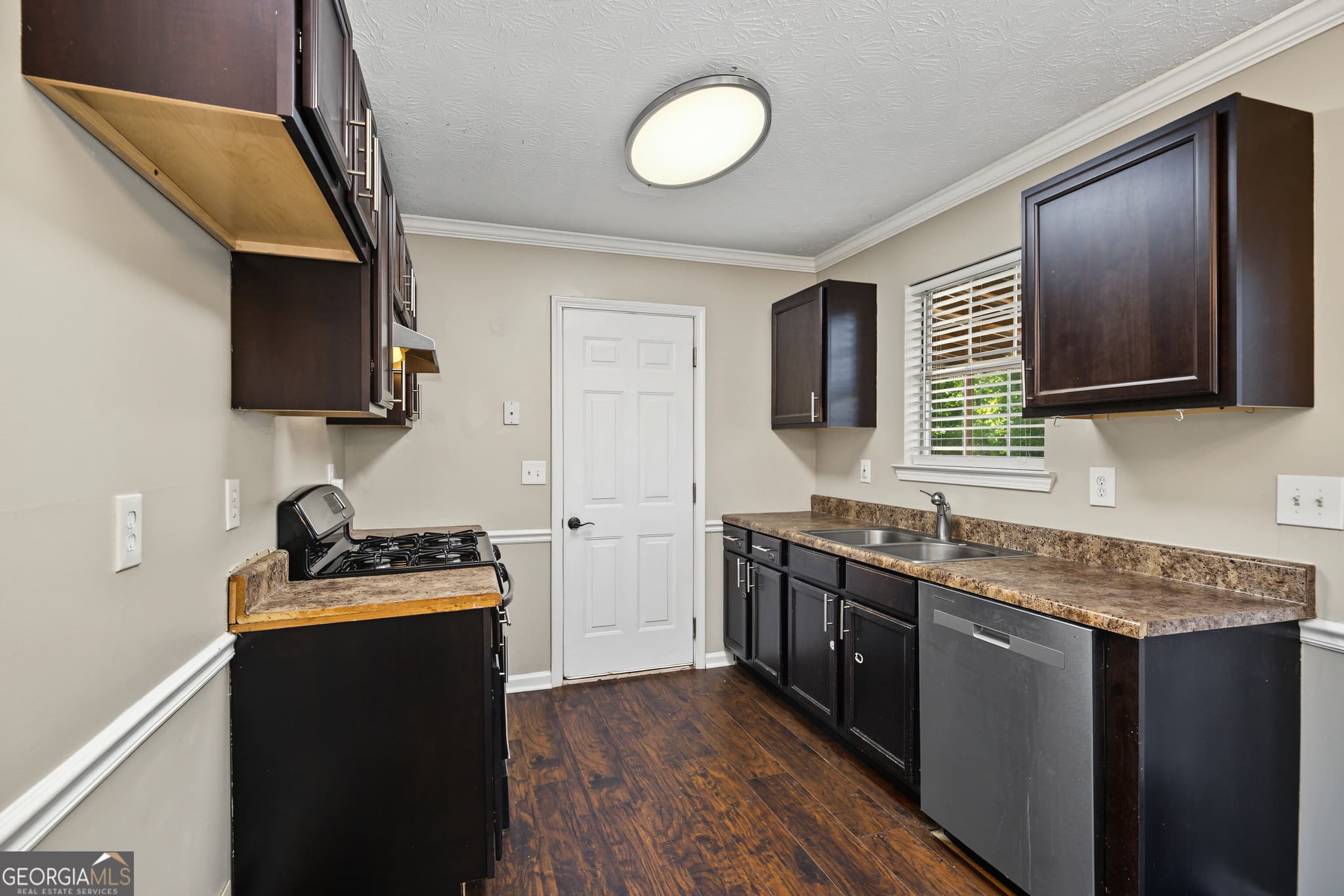 3 bedroom, 2 bathroom, 1,444 sq ft single family residence for sale at 132 Peeks Crossing Drive, Senoia, GA 30276 — photo 10