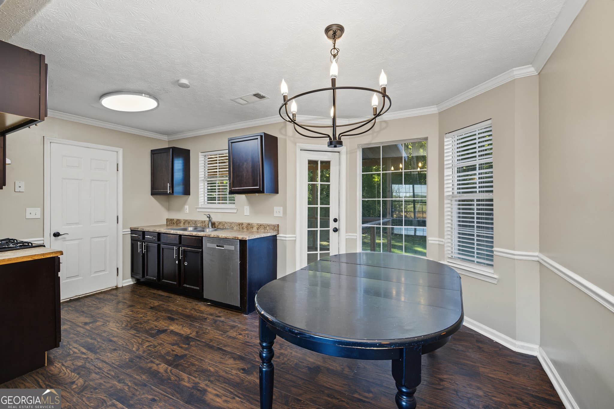 3 bedroom, 2 bathroom, 1,444 sq ft single family residence for sale at 132 Peeks Crossing Drive, Senoia, GA 30276 — photo 8