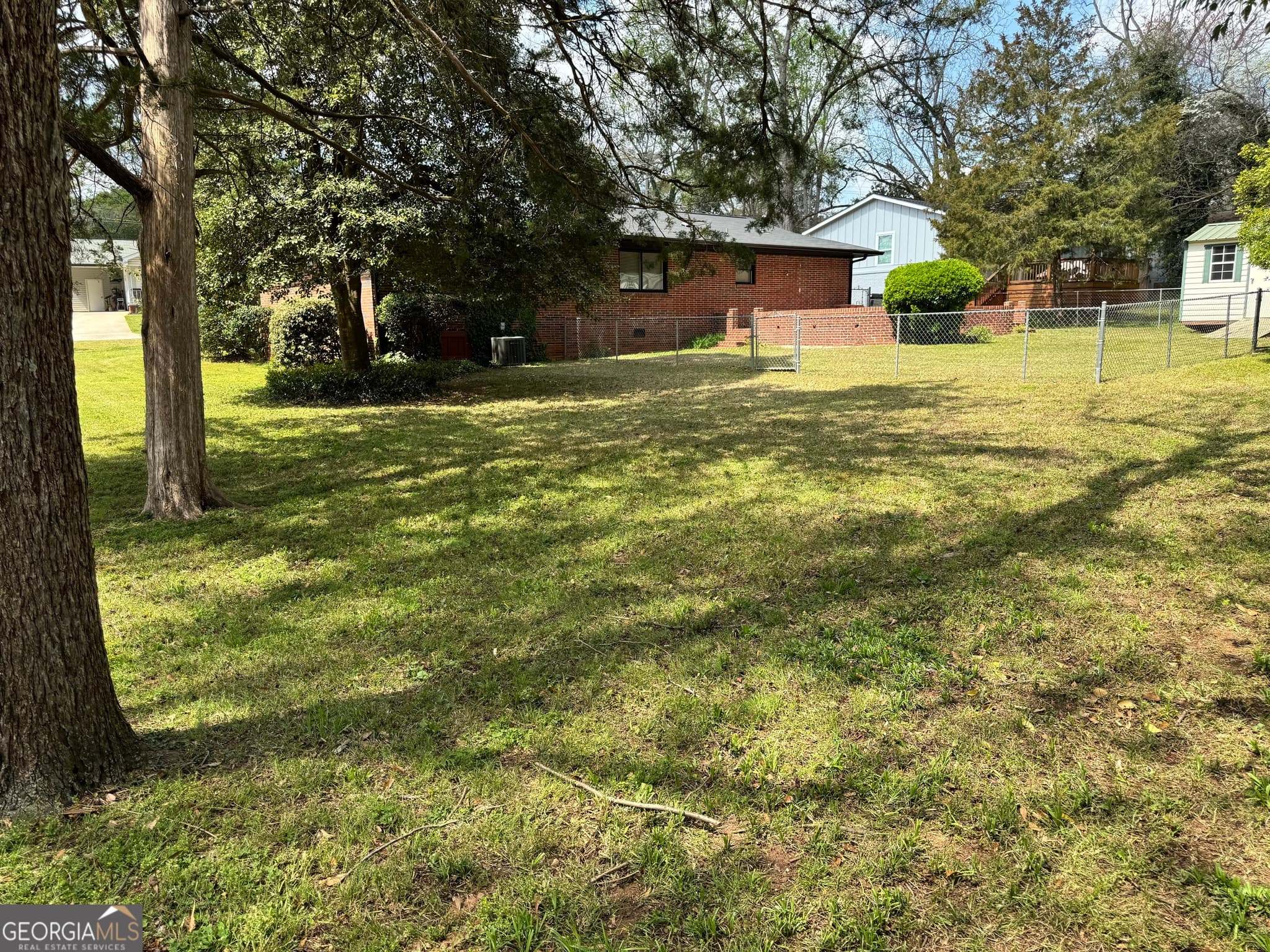 3 bedroom, 2.5 bathroom, 1,196 sq ft single family residence for sale at 3149 Rebecca Street, Covington, GA 30014 — photo 6