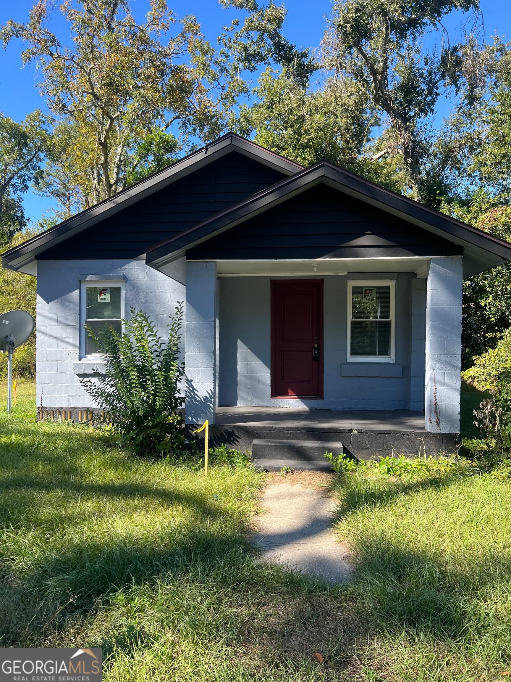 2 bedroom, 1 bathroom, 891 sq ft single family residence for sale at 412 N Barack Obama Boulevard, Valdosta, GA 31601