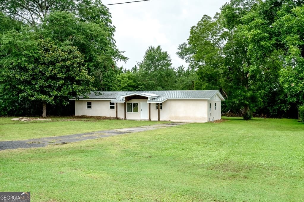 4 bedroom, 2 bathroom, 1,596 sq ft single family residence under contract at 2057 Proctor Street, Rentz, GA 31075