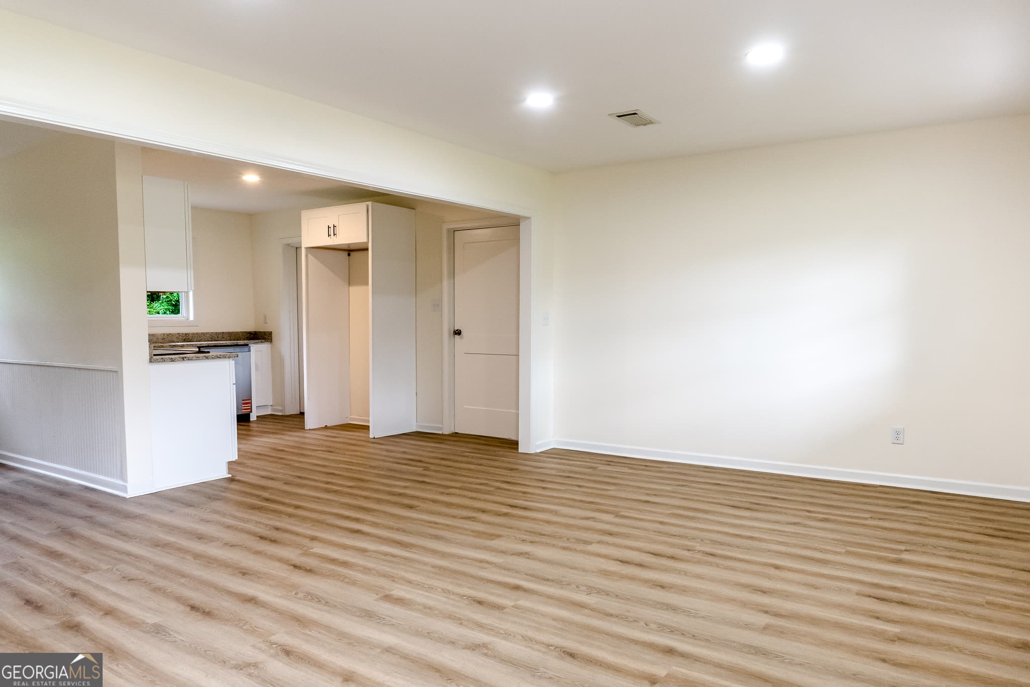 4 bedroom, 2 bathroom, 1,596 sq ft single family residence under contract at 2057 Proctor Street, Rentz, GA 31075 — photo 10
