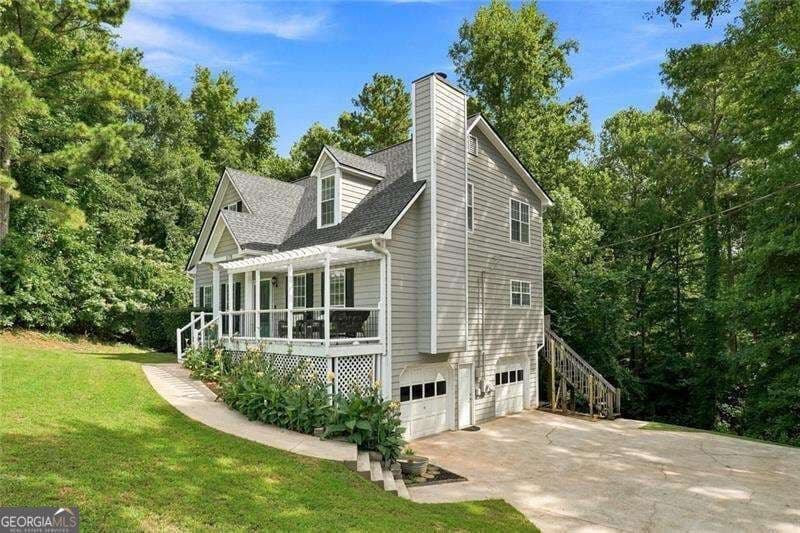 5 bedroom, 3.5 bathroom, 2,938 sq ft single family residence for sale at 5178 Eastbrook Road, Douglasville, GA 30135 — photo 3