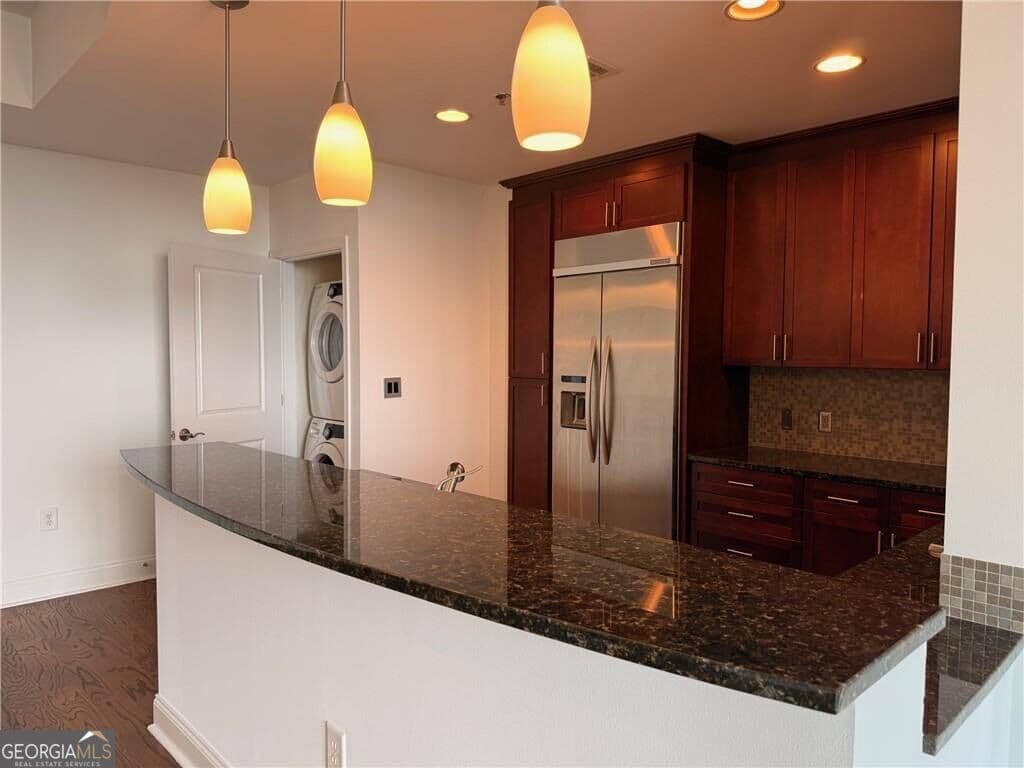 1 bedroom, 1.5 bathroom, 1,244 sq ft condominium for sale at 270 17th Street 2207, Atlanta, GA 30363 — photo 7