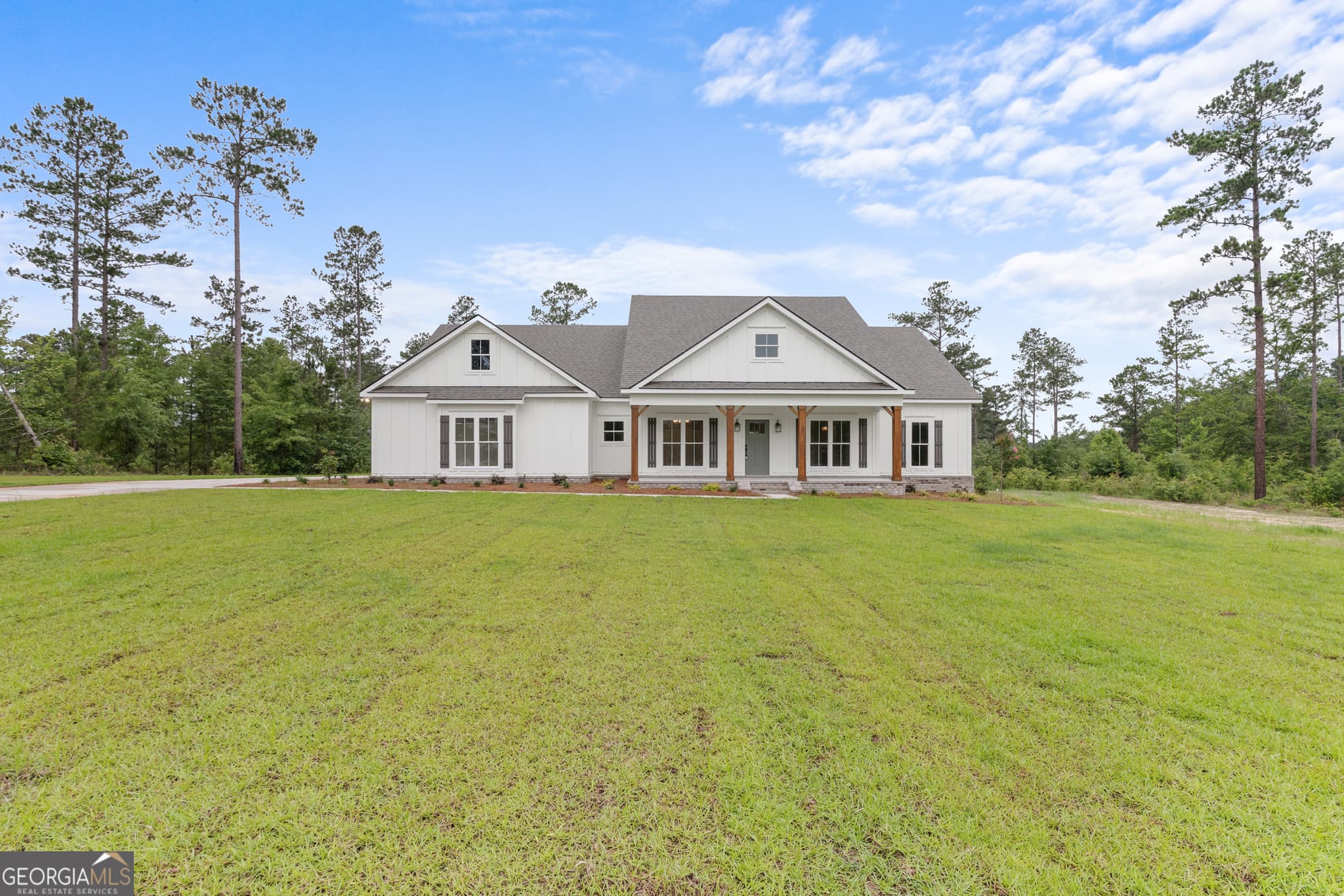 4 bedroom, 3.5 bathroom, 2,450 sq ft single family residence sold at 102 Arcadia Circle LOT C, Statesboro, GA 30458