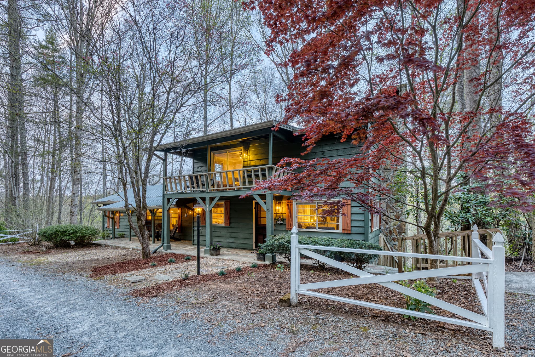 5 bedroom, 3 bathroom, 3,574 sq ft cabin,single family residence for sale at 145 River Bend Lane, Blue Ridge, GA 30513 — photo 1 of 64