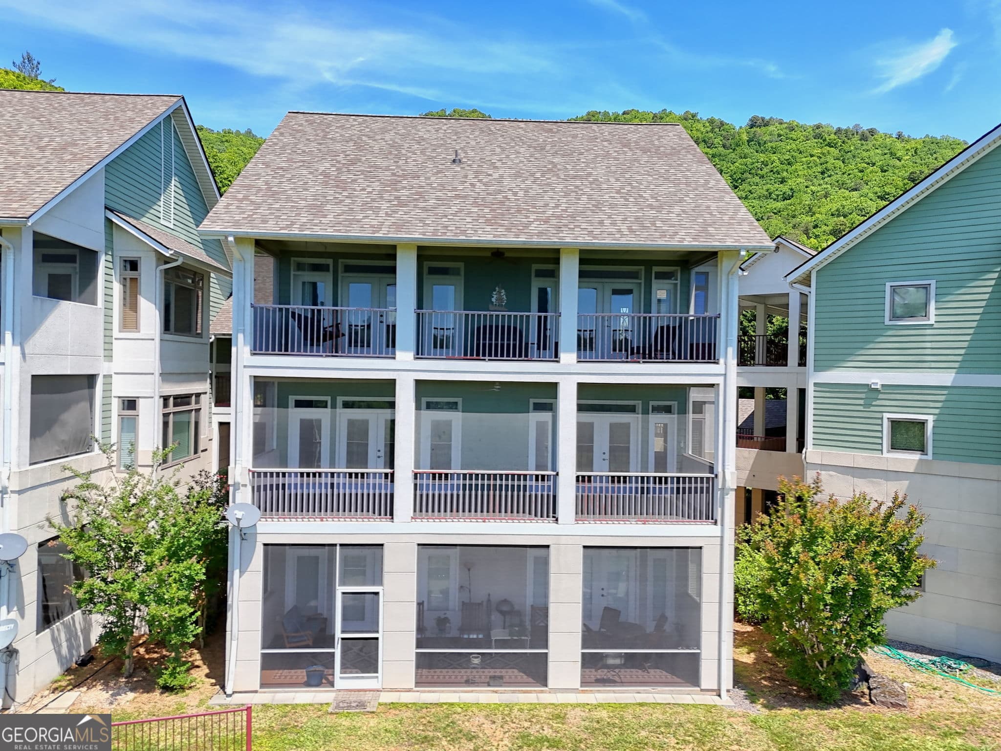 2 bedroom, 2 bathroom, 1,124 sq ft condominium under contract at 300 Banister Drive 201, Clayton, GA 30525 — photo 4
