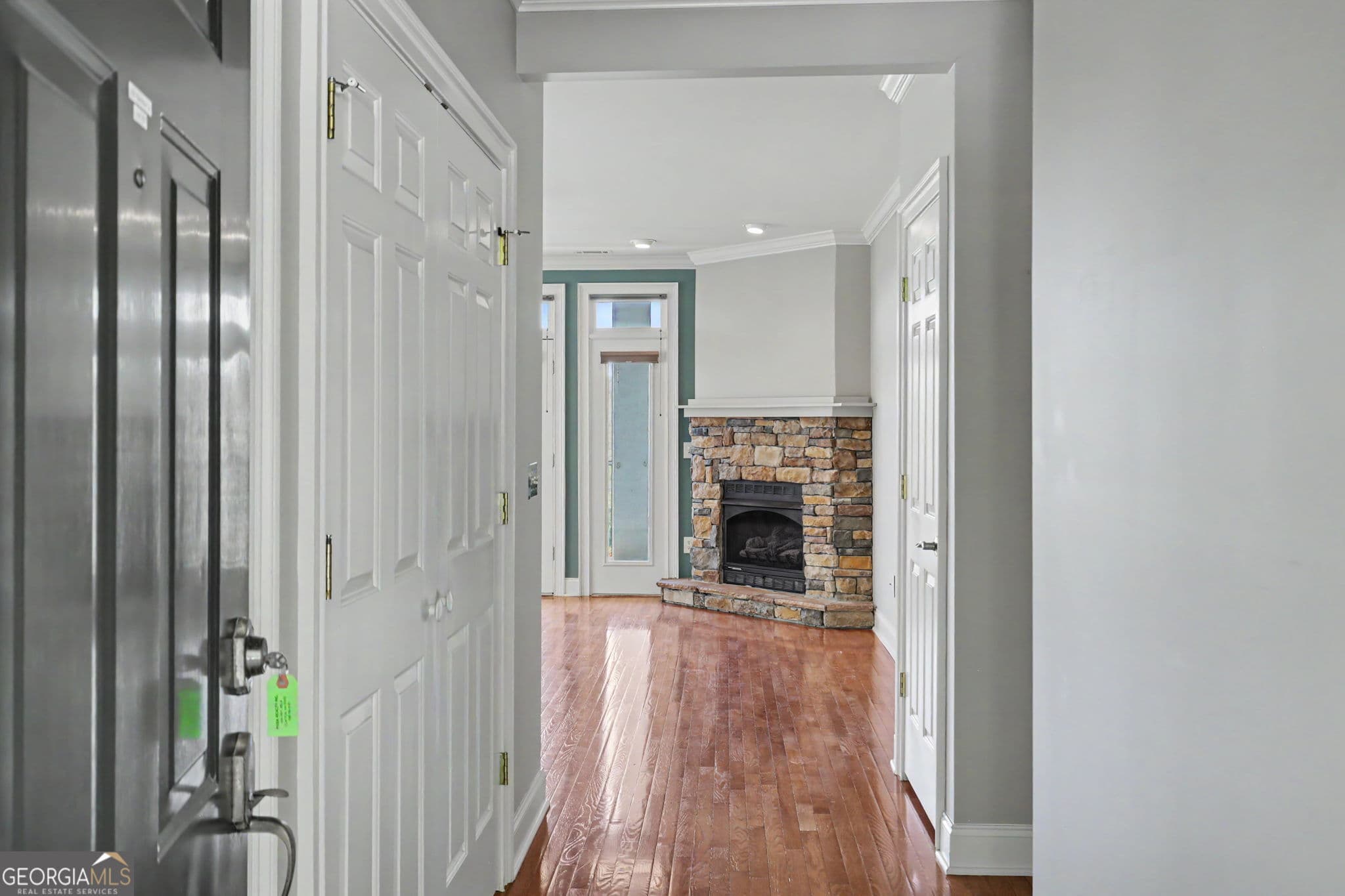 2 bedroom, 2 bathroom, 1,124 sq ft condominium under contract at 300 Banister Drive 201, Clayton, GA 30525 — photo 8