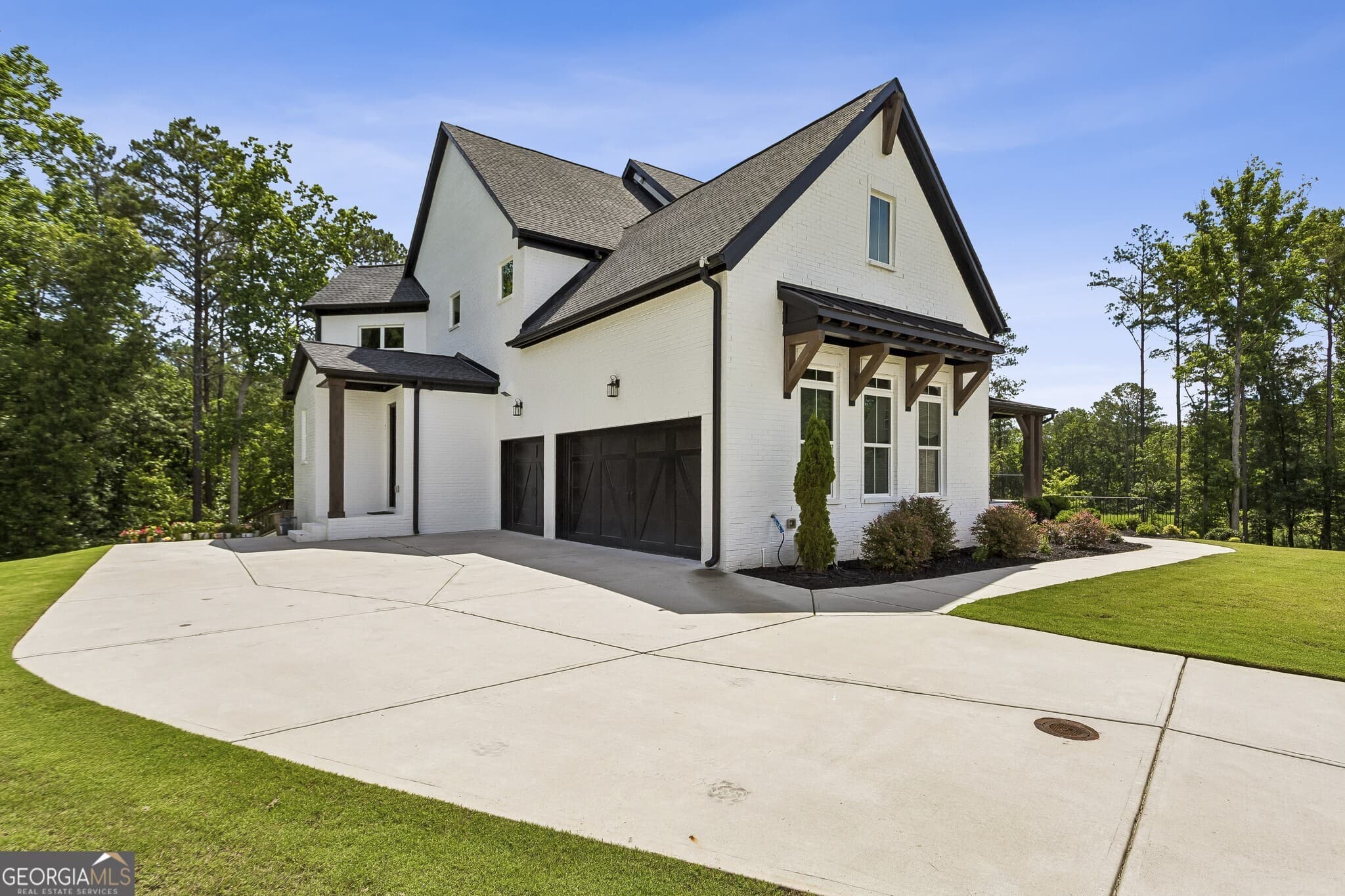 6 bedroom, 5.5 bathroom, 6,521 sq ft single family residence for sale at 423 Oakleigh Avenue, Woodstock, GA 30188 — photo 10