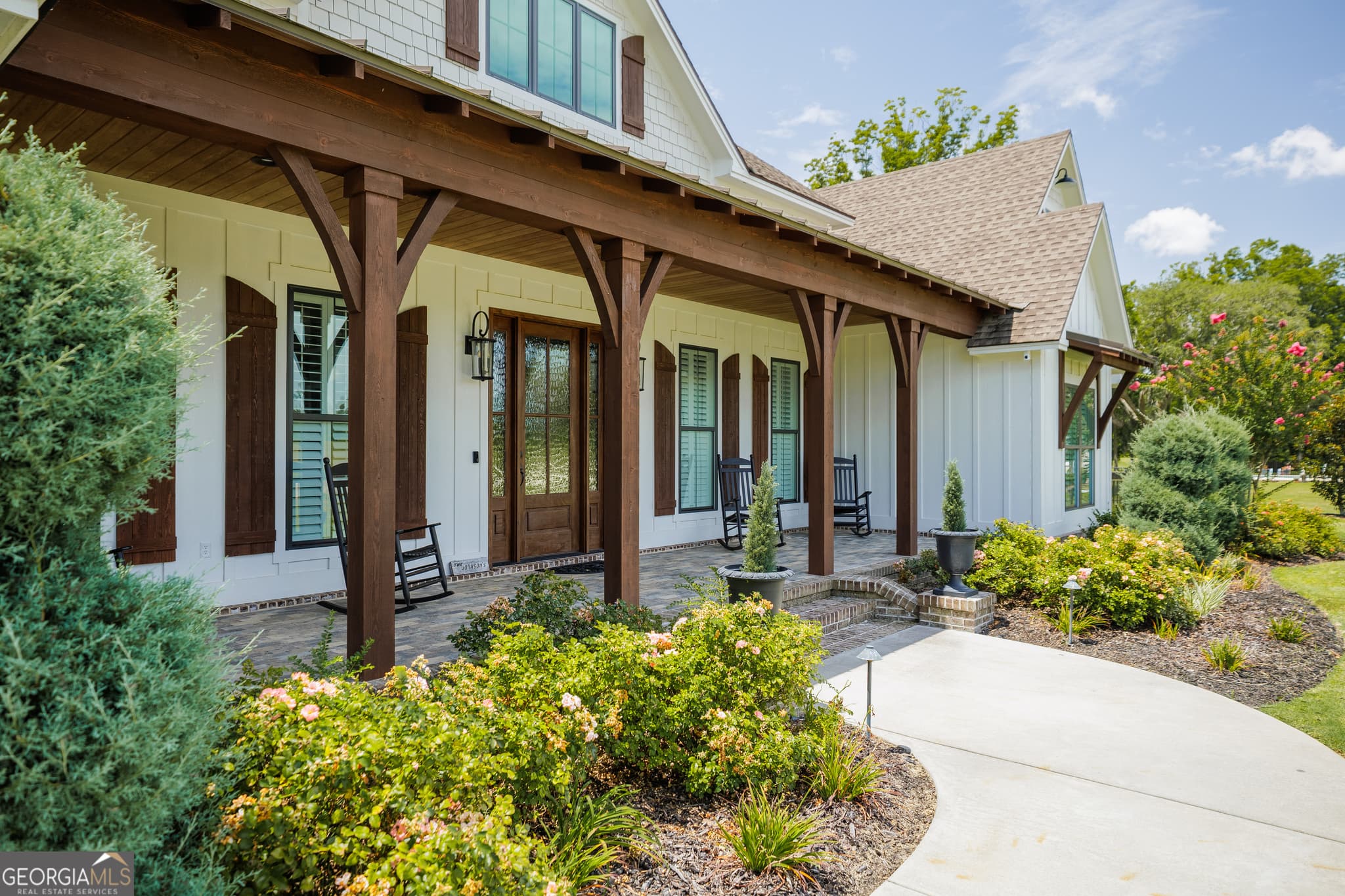 3 bedroom, 3.5 bathroom, 4,239 sq ft single family residence for sale at 173 Circlestone Drive, Adel, GA 31620 — photo 2