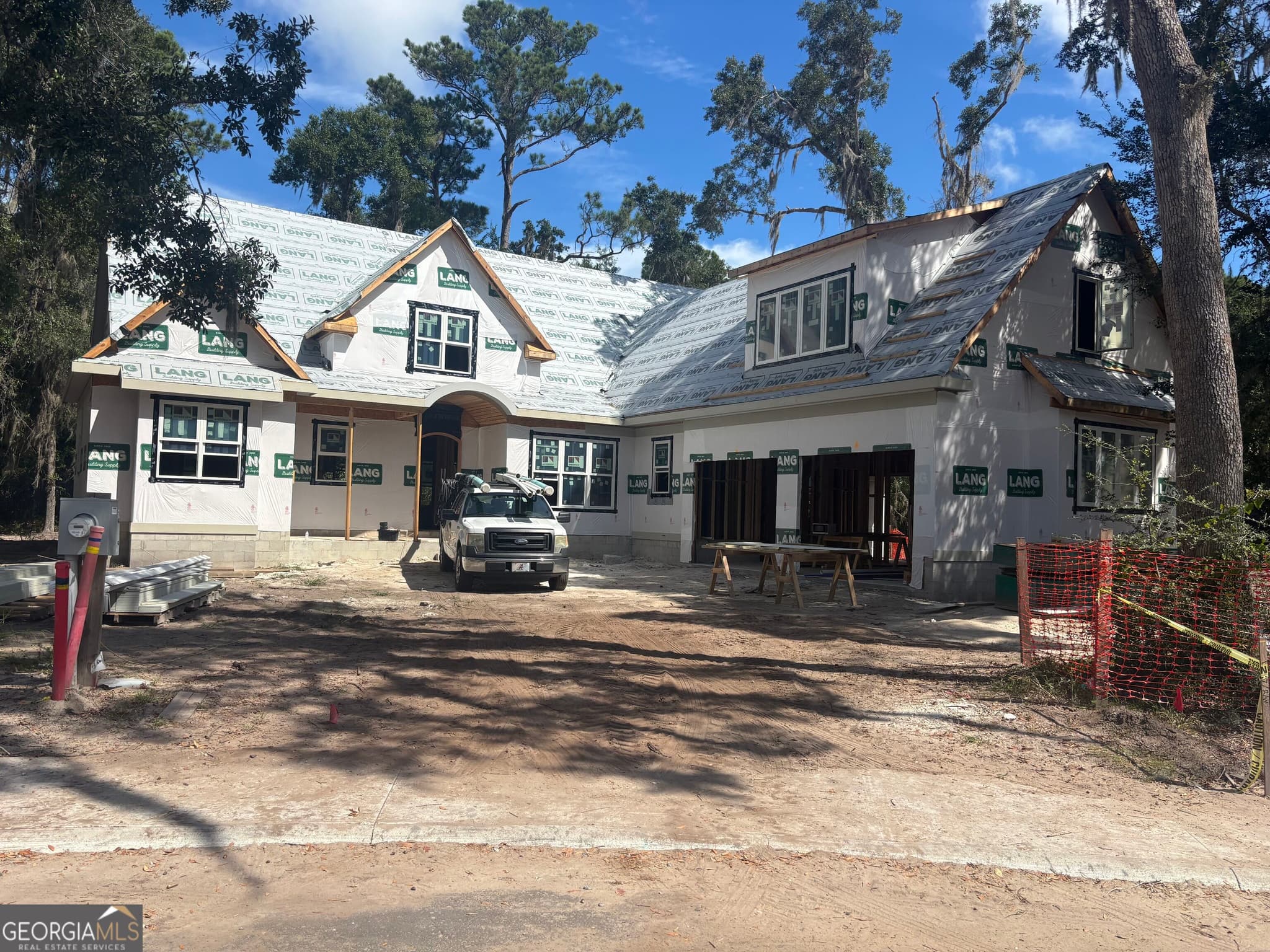 5 bedroom, 4 bathroom, 3,350 sq ft single family residence for sale at 125 Canopy Lane, St. Simons, GA 31522 — photo 2