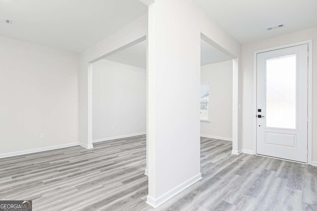 4 bedroom, 2.5 bathroom, 2,231 sq ft single family residence for sale at 185 Egret Court, Jefferson, GA 30549 — photo 4