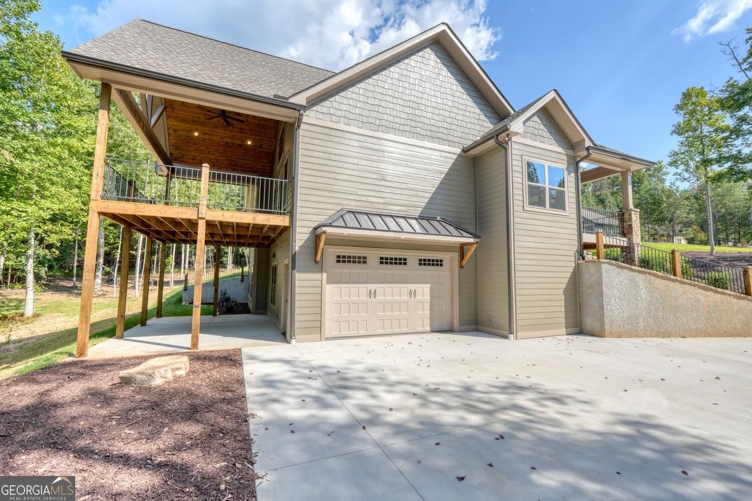 4 bedroom, 3 bathroom, 2,262 sq ft single family residence for sale at 2079 Almont Road, Young Harris, GA 30582 — photo 5