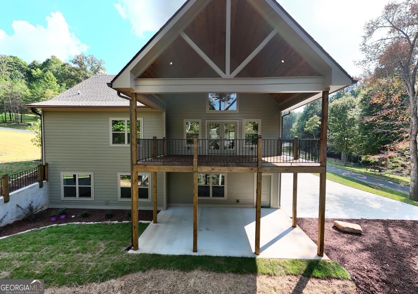 4 bedroom, 3 bathroom, 2,262 sq ft single family residence for sale at 2079 Almont Road, Young Harris, GA 30582 — photo 4