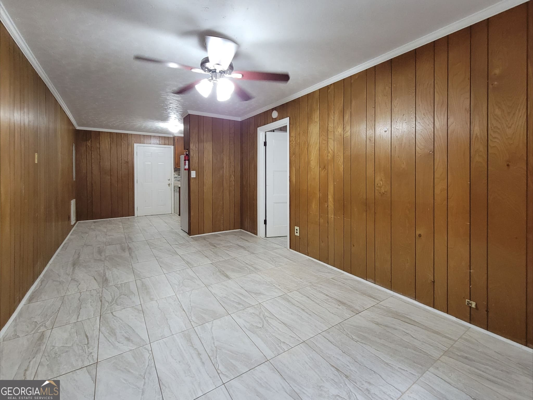 1 bedroom, 1 bathroom, 581 sq ft apartment for rent at 309 N Broad Street 7, Winder, GA 30680 for $925 a month — photo 2