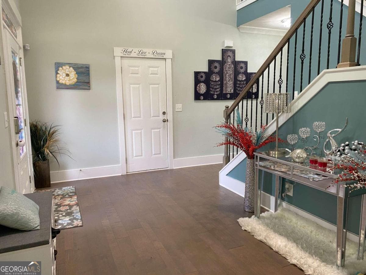 5 bedroom, 5.5 bathroom, 3,982 sq ft single family residence for sale at 202 Oakleigh Pointe Drive, Dallas, GA 30157 — photo 9