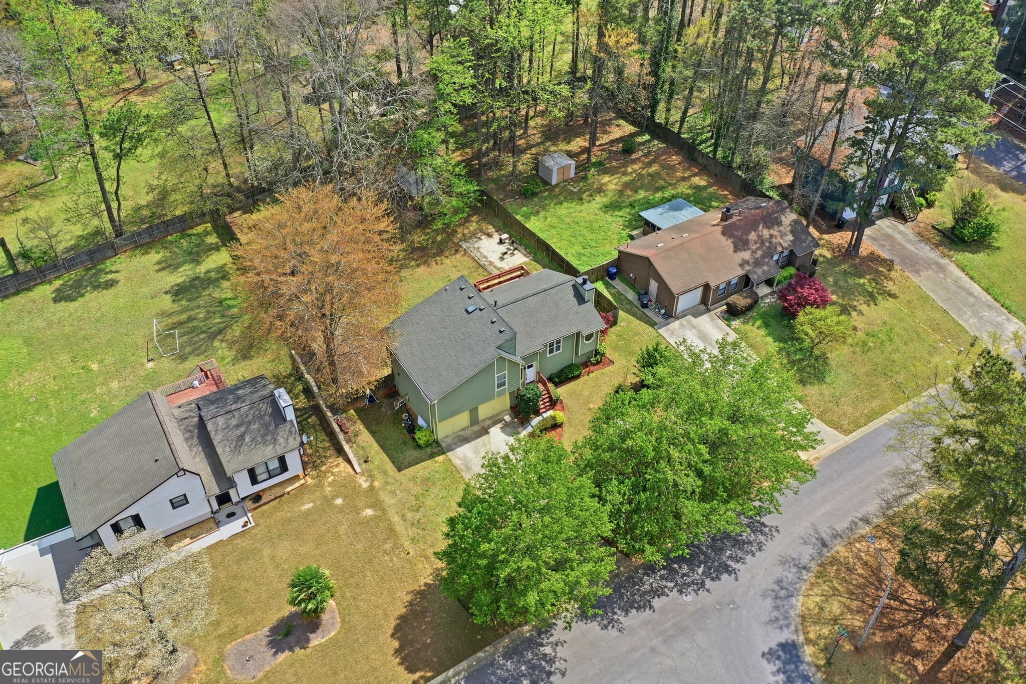 3 bedroom, 3 bathroom, 1,887 sq ft single family residence for sale at 2995 Withers Way, Marietta, GA 30064 — photo 3