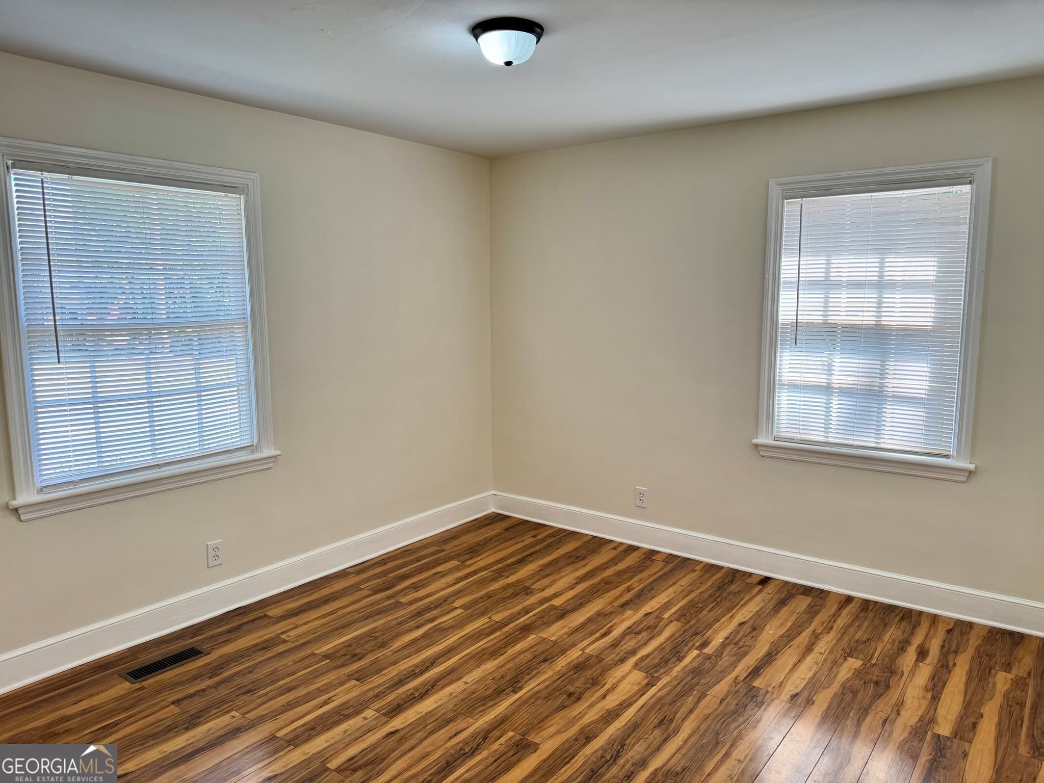 3 bedroom, 2 bathroom, 1,816 sq ft single family residence for sale at 311 Pio Nono Avenue, Macon, GA 31204 — photo 9