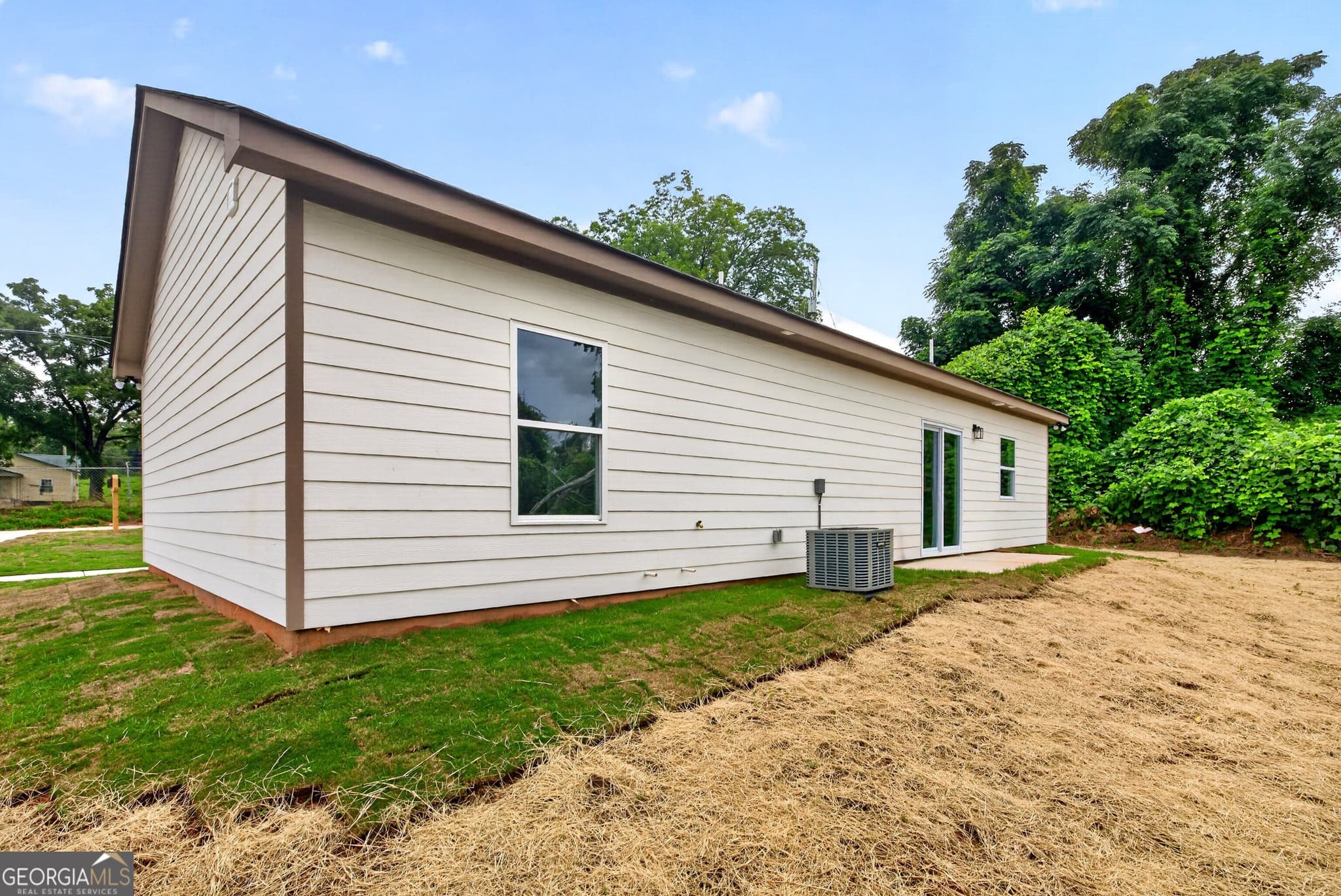 3 bedroom, 2 bathroom, 1,100 sq ft single family residence for sale at 117 Ware, Hogansville, GA 30230 — photo 3