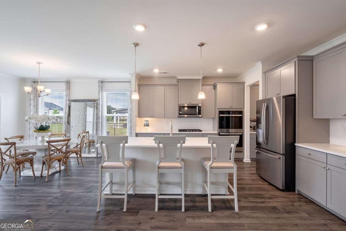 4 bedroom, 3 bathroom, 3,389 sq ft single family residence for sale at 2062 Brookside Circle, Statham, GA 30666 — photo 6