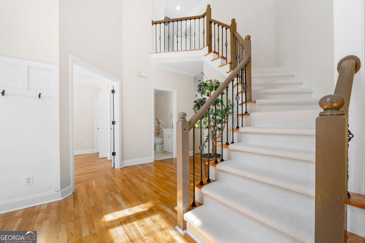 6 bedroom, 4 bathroom, 4,448 sq ft single family residence for sale at 10795 Cauley Creek Drive, Johns Creek, GA 30097 — photo 7