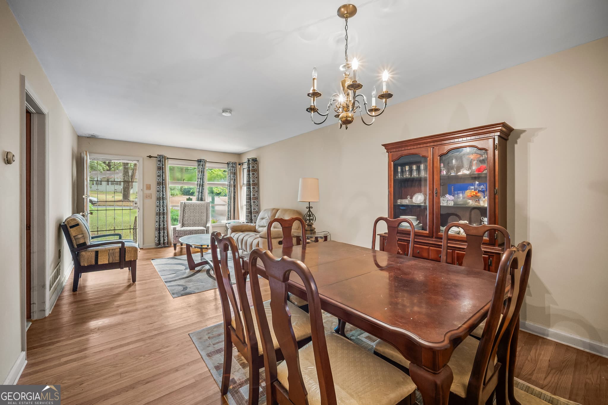 3 bedroom, 2 bathroom, 1,312 sq ft single family residence for sale at 755 Braemar Avenue, Atlanta, GA 30311 — photo 3