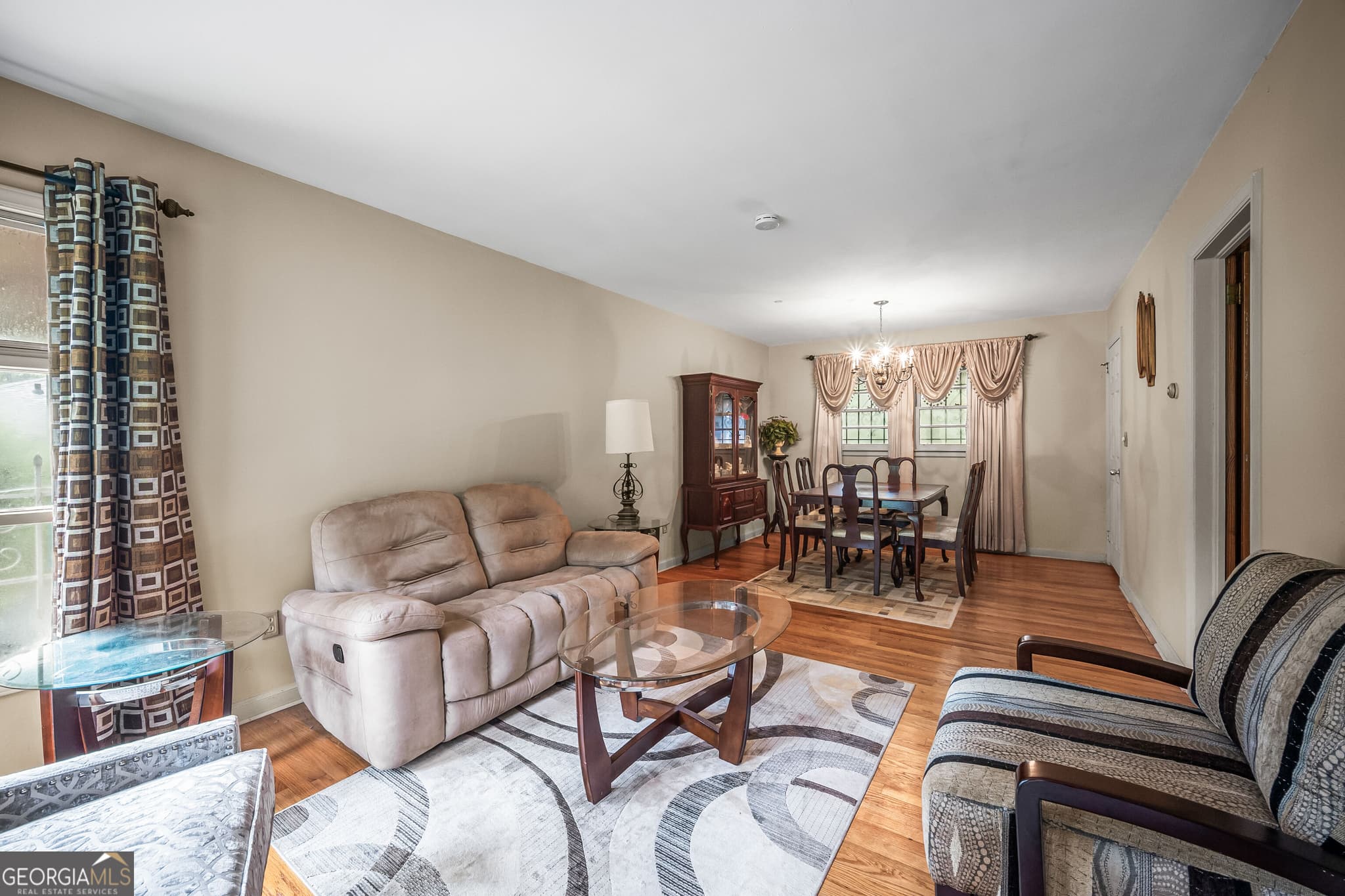 3 bedroom, 2 bathroom, 1,312 sq ft single family residence for sale at 755 Braemar Avenue, Atlanta, GA 30311 — photo 4