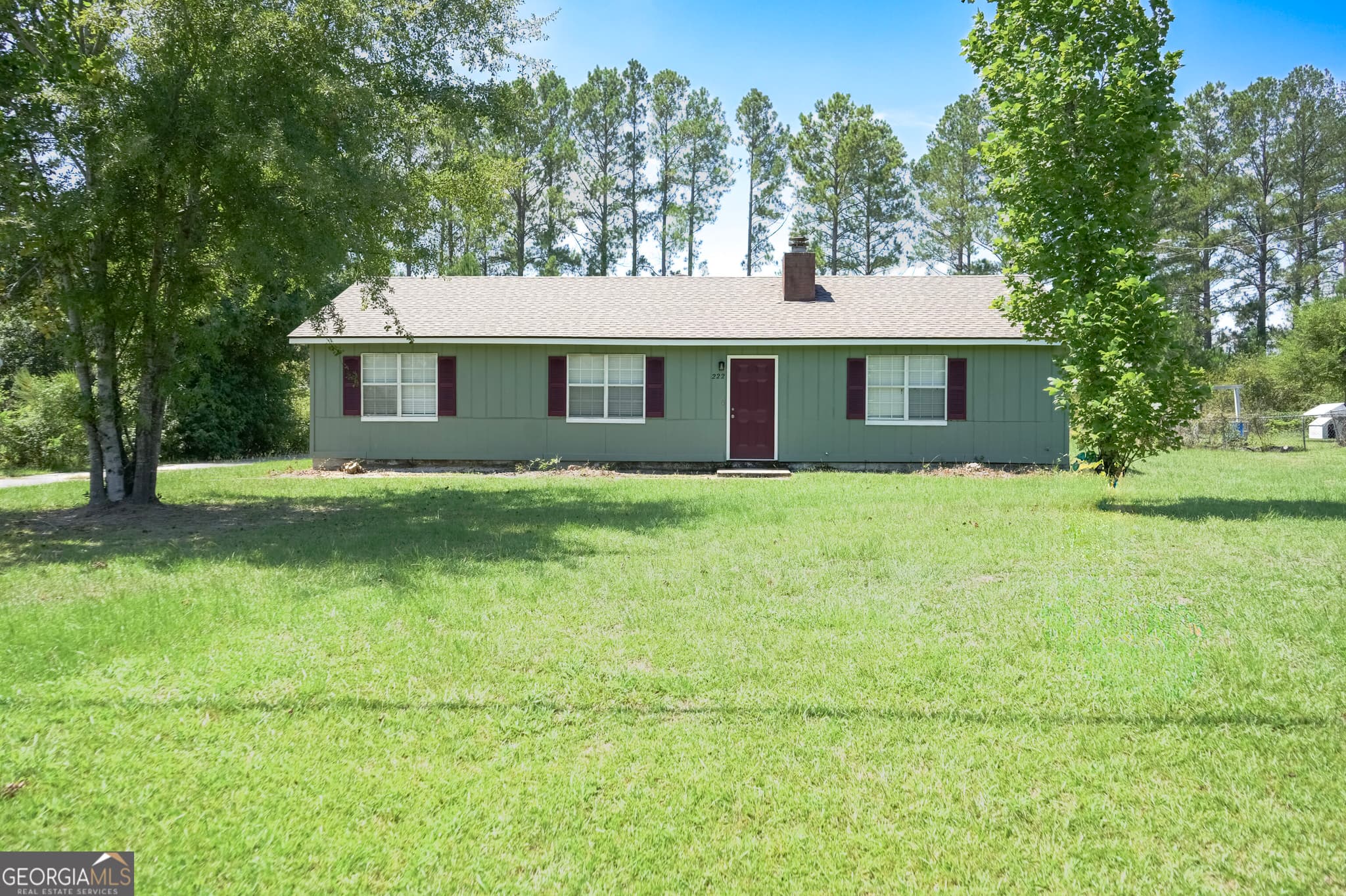 3 bedroom, 2 bathroom manufactured home,single family residence for rent at 222 Parker Dairy Road, Dublin, GA 31021 for $1,450 a month — photo 6