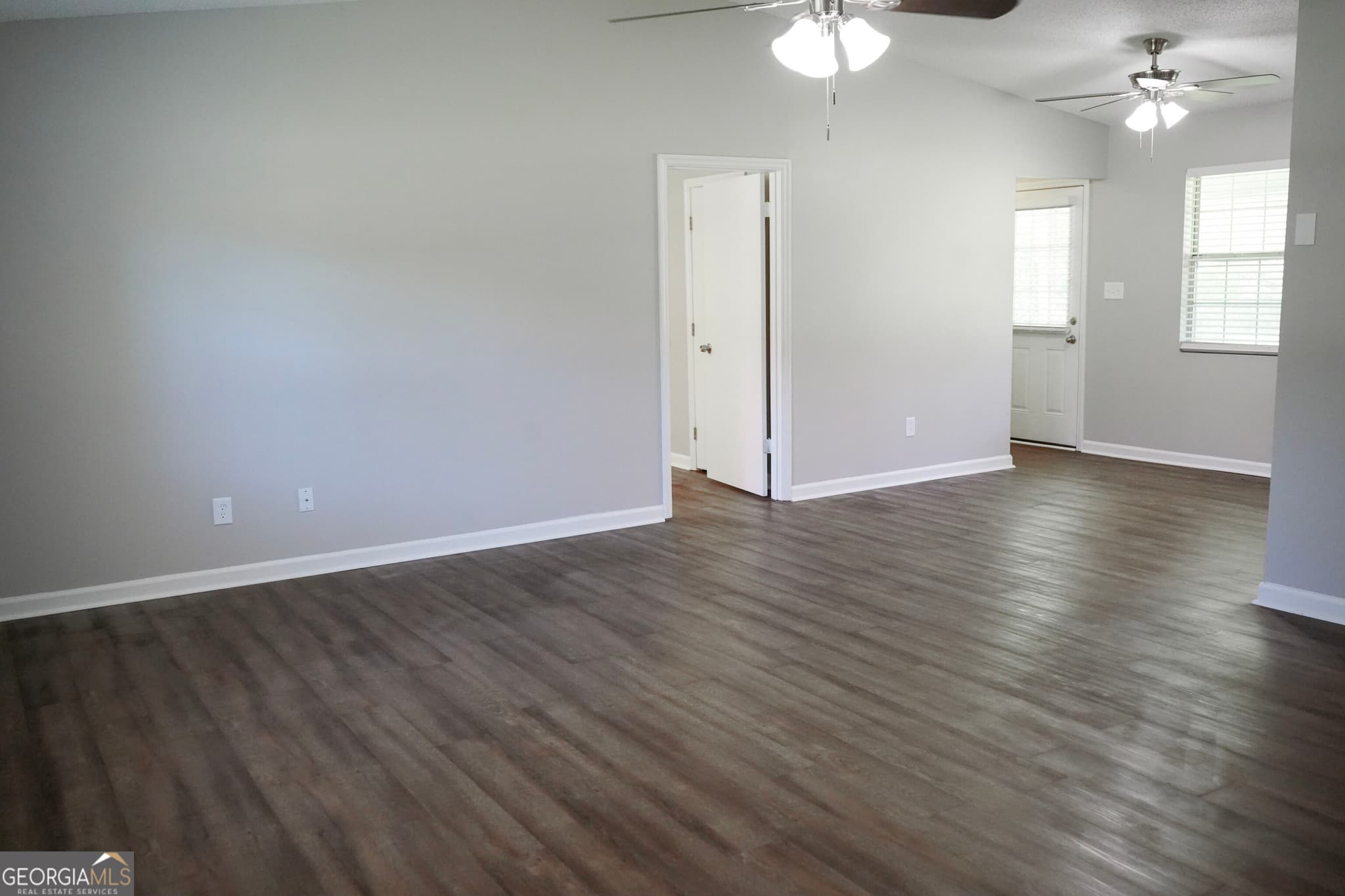 3 bedroom, 2 bathroom manufactured home,single family residence for rent at 222 Parker Dairy Road, Dublin, GA 31021 for $1,450 a month — photo 5