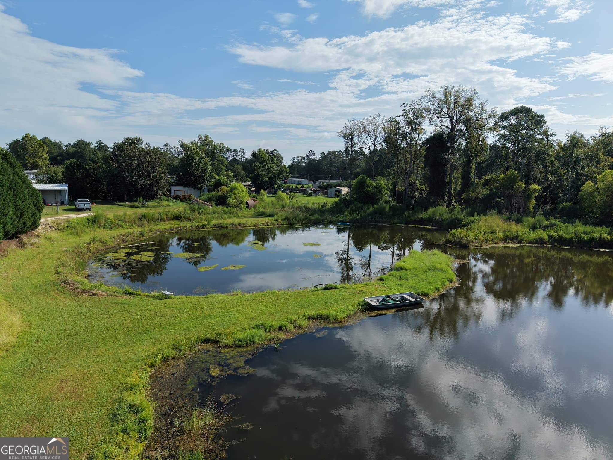 2 bedroom, 1 bathroom, 639 sq ft single family residence for sale at 135 Brandy Court, Sparks, GA 31647 — photo 2