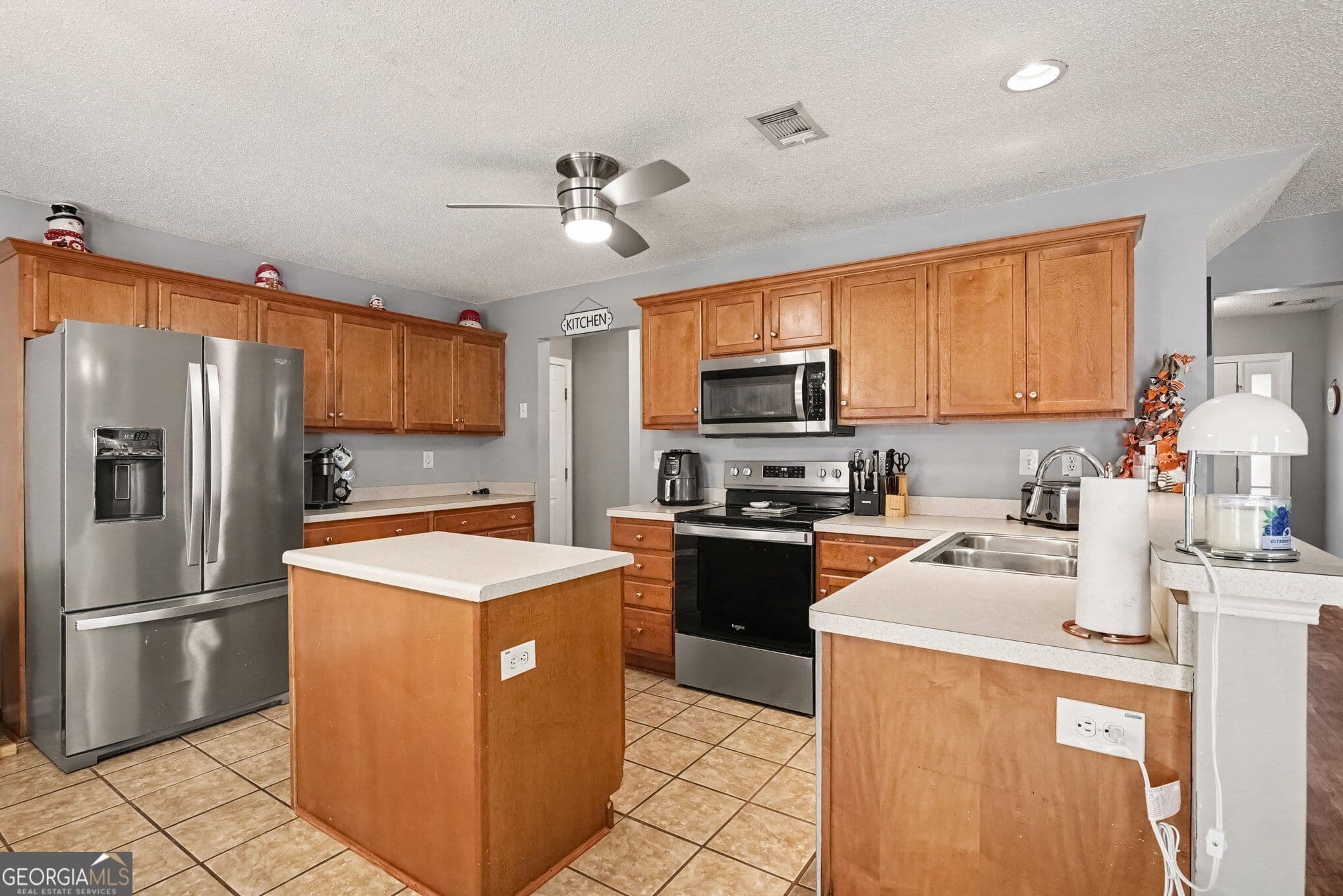 4 bedroom, 2.5 bathroom, 2,610 sq ft single family residence for sale at 614 Tranquillity Way, Mcdonough, GA 30252 — photo 4