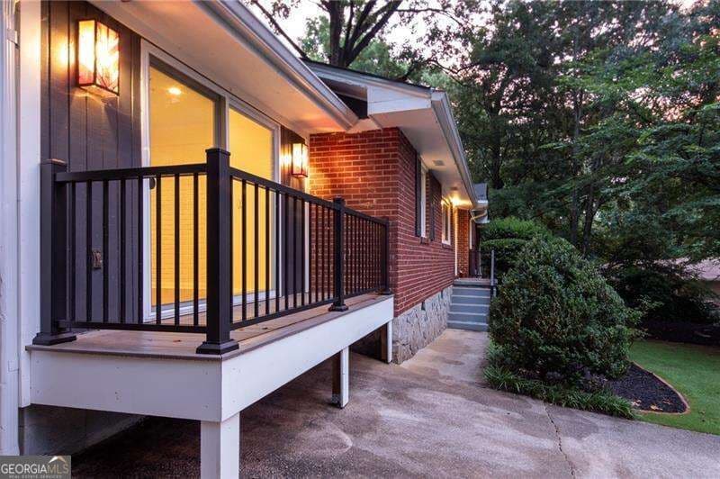3 bedroom, 2.5 bathroom, 1,785 sq ft single family residence for sale at 1170 N Druid Woods Court, Decatur, GA 30033 — photo 5