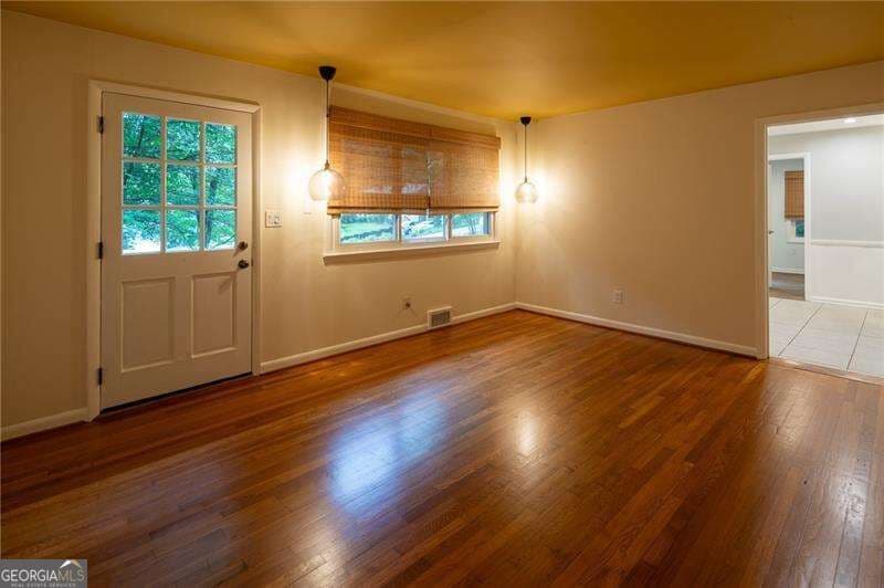 3 bedroom, 2.5 bathroom, 1,785 sq ft single family residence for sale at 1170 N Druid Woods Court, Decatur, GA 30033 — photo 8