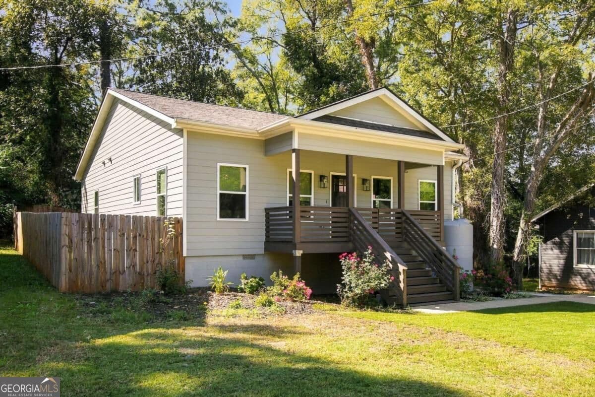 3 bedroom, 3.5 bathroom, 1,666 sq ft single family residence for sale at 25 Stillman Street, Atlanta, GA 30315 — photo 1 of 40