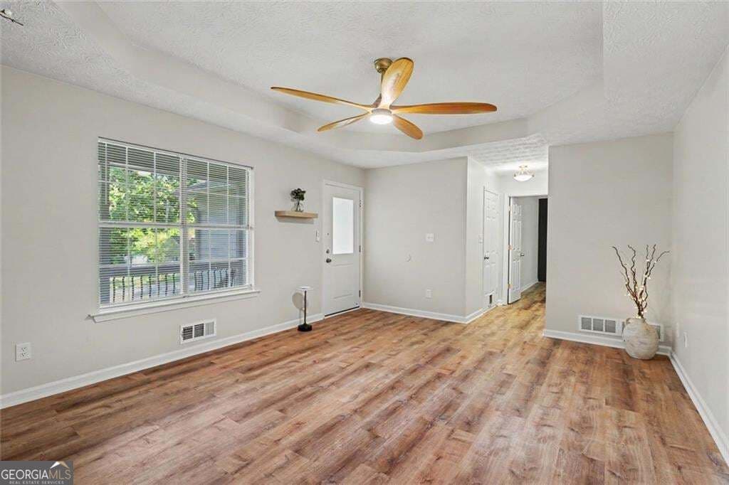3 bedroom, 2 bathroom, 1,299 sq ft single family residence for sale at 115 Lakeview Drive, Stockbridge, GA 30281 — photo 8
