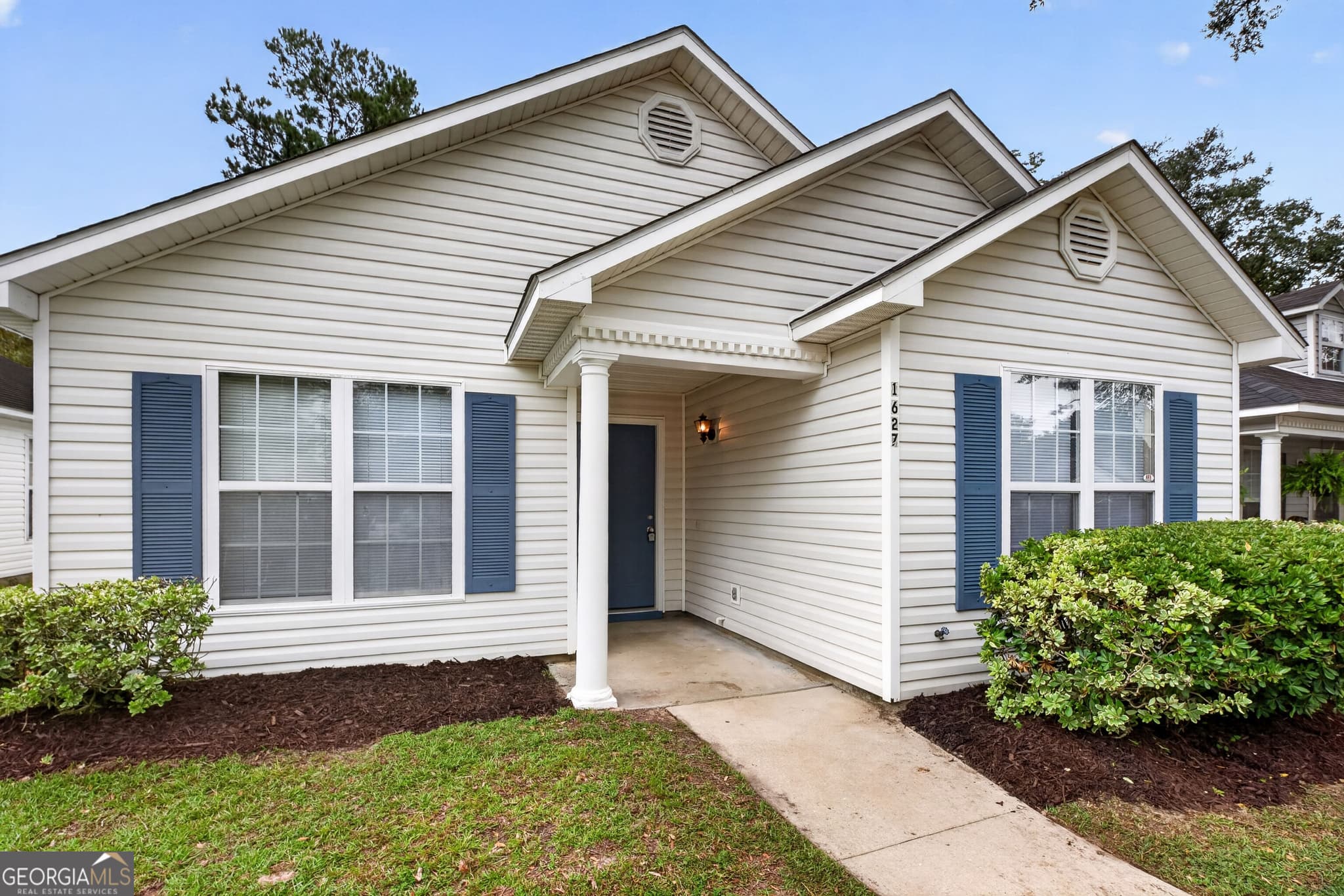 3 bedroom, 2 bathroom, 1,309 sq ft single family residence for sale at 1627 Fresno Street, Valdosta, GA 31602