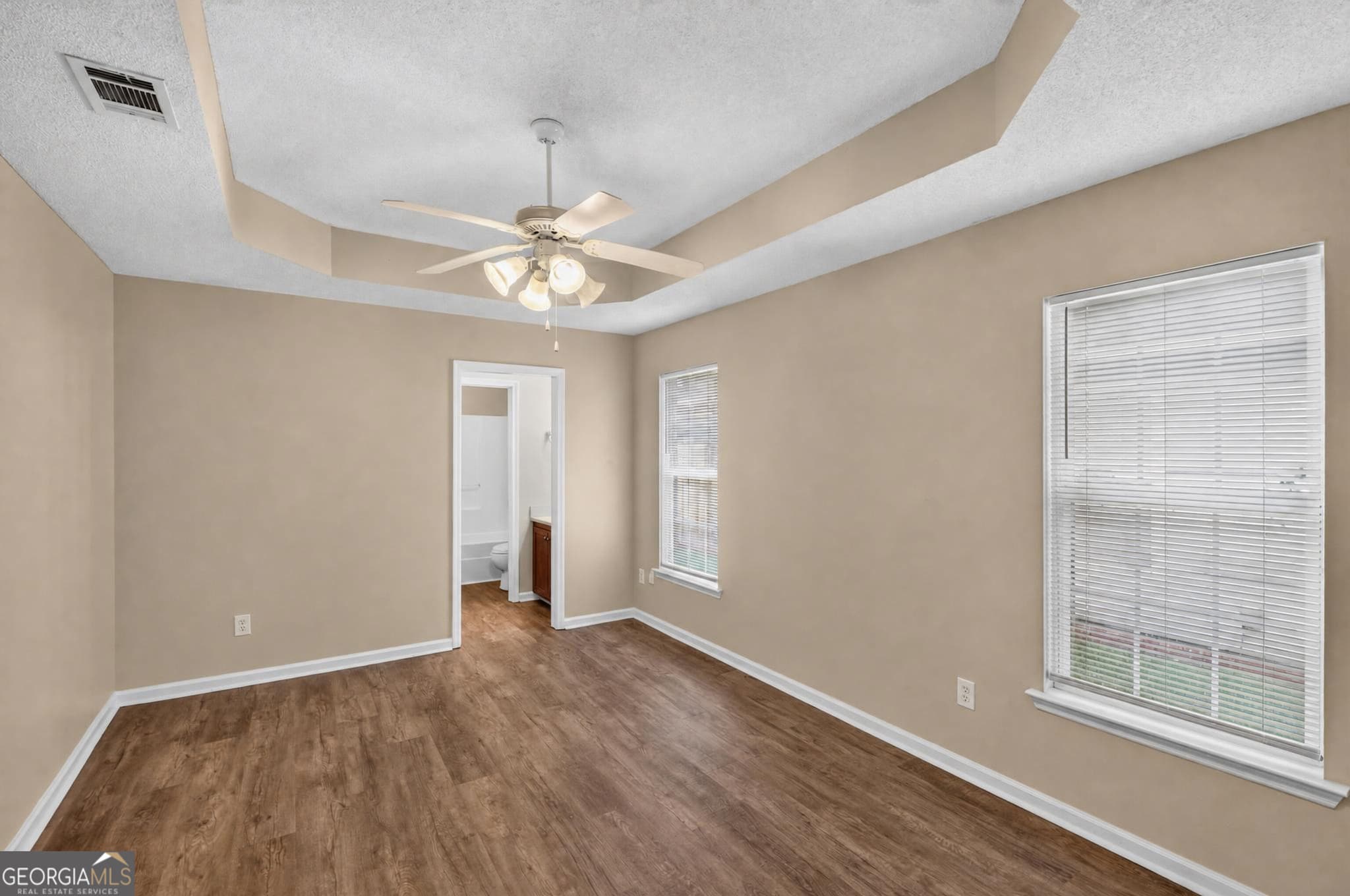 3 bedroom, 2 bathroom, 1,309 sq ft single family residence for sale at 1627 Fresno Street, Valdosta, GA 31602 — photo 9
