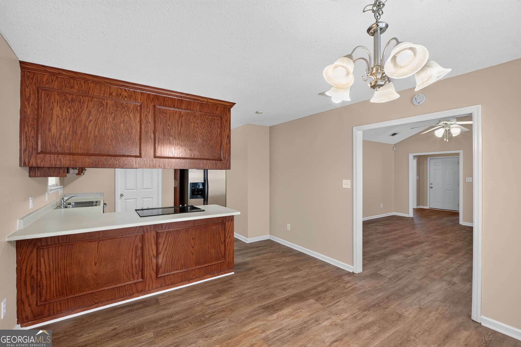 3 bedroom, 2 bathroom, 1,309 sq ft single family residence for sale at 1627 Fresno Street, Valdosta, GA 31602 — photo 8