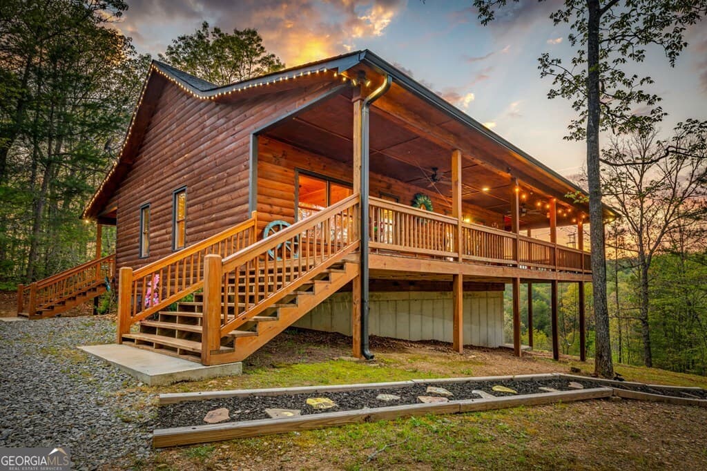 3 bedroom, 3 bathroom, 2,280 sq ft cabin,single family residence for sale at 490 Walnut Hills Drive, Mineral Bluff, GA 30559 — photo 5