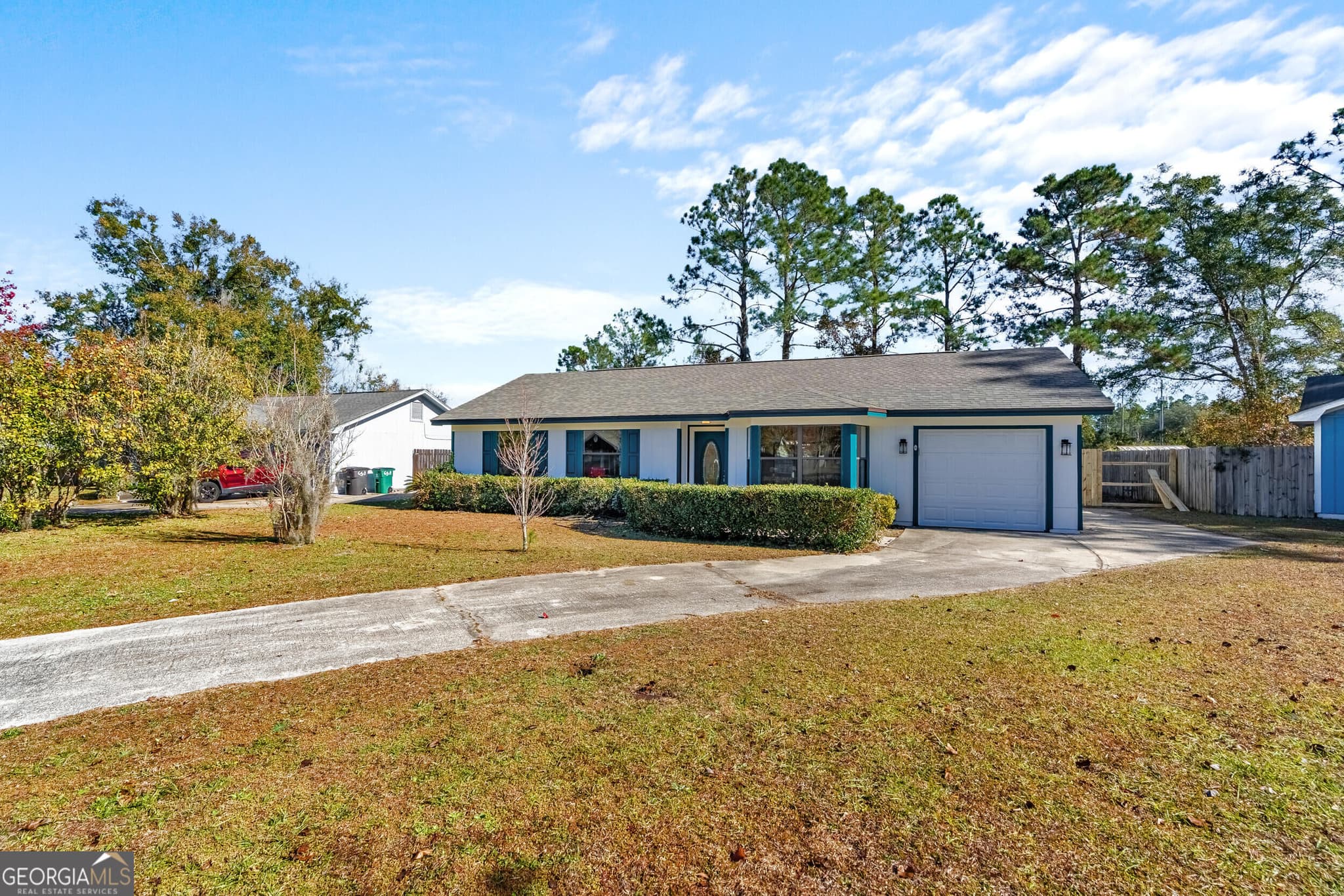 3 bedroom, 2 bathroom, 1,229 sq ft single family residence for sale at 404 Westgate Circle, St. Marys, GA 31558 — photo 3
