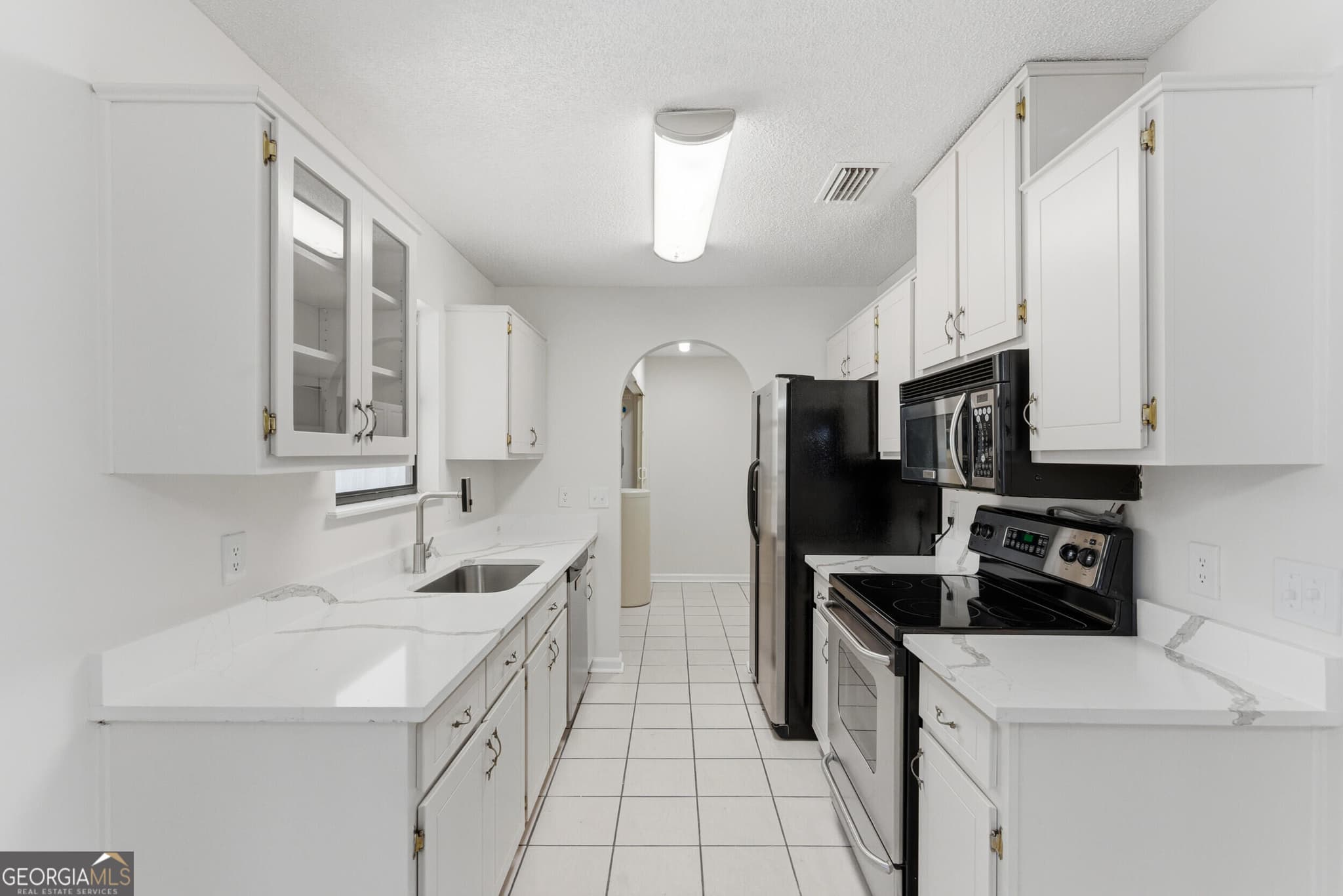 3 bedroom, 2 bathroom, 1,229 sq ft single family residence for sale at 404 Westgate Circle, St. Marys, GA 31558 — photo 9