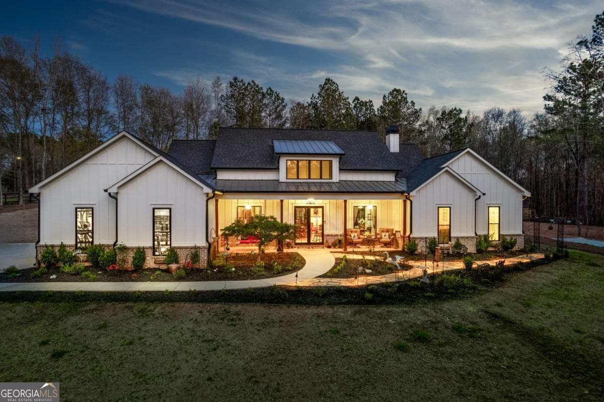 4 bedroom, 3.5 bathroom, 3,451 sq ft single family residence for sale at 1953 Barton Bridge Road, Monroe, GA 30655 — photo 2